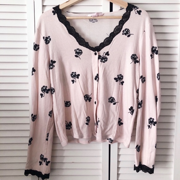 Victoria's Secret Tops - Vintage Victoria’s Secret Floral Button Top